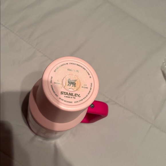 Stanley Pink Travel Mug with Handle - Picture 4 of 7